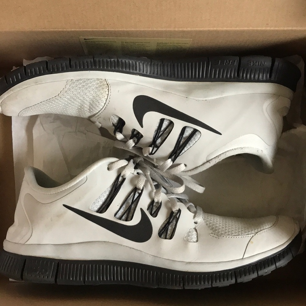 Nike Free Runs